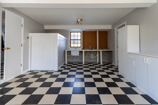 $3,400 | 4 Pheasant Court, York, ME 03909