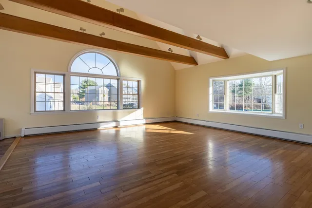 $3,400 | 4 Pheasant Court, York, ME 03909