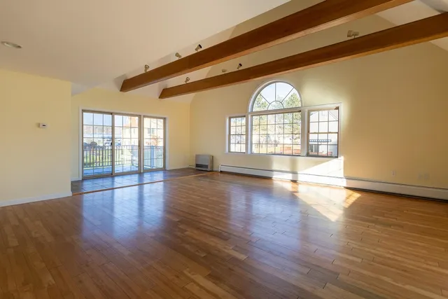 $3,400 | 4 Pheasant Court, York, ME 03909