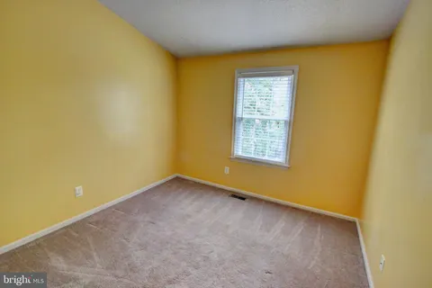 $3,200 | 4 Fendall Avenue, Alexandria, VA 22304