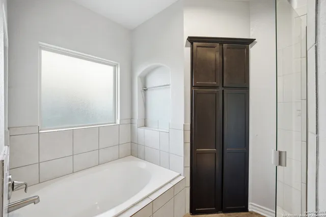 $369,999 | 9502 Bricewood Tree, San Antonio, TX 78254