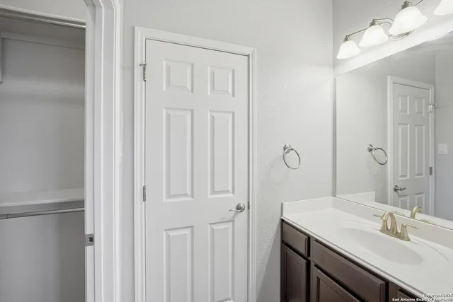 $369,999 | 9502 Bricewood Tree, San Antonio, TX 78254