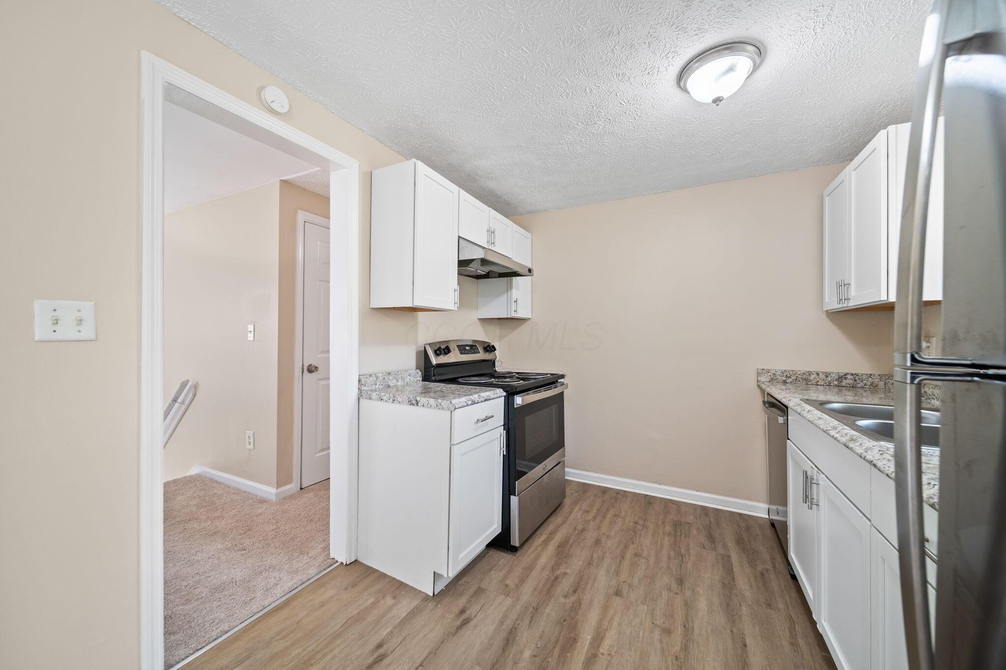 5220 Refugee Road Columbus, OH 43232 - Photo 13 of 48 13-web-or-mls-A7409929-2