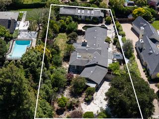 135 Stonehedge Road Hillsborough, CA 94010 - Photo 3 of 5