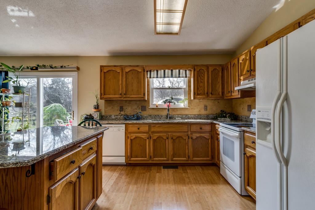 1962 Collier Road Cornersville, TN 37047 - Photo 8 of 27 Gallery Image 8