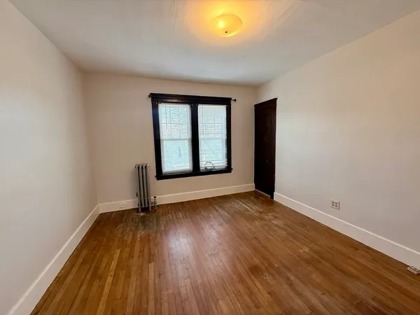 $1,800 | 96 Courtland Street, Unit 3, Worcester, MA 01602