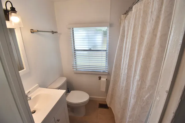 $1,300 | 2709 Deep Forest Circle, Tallahassee, FL 32310