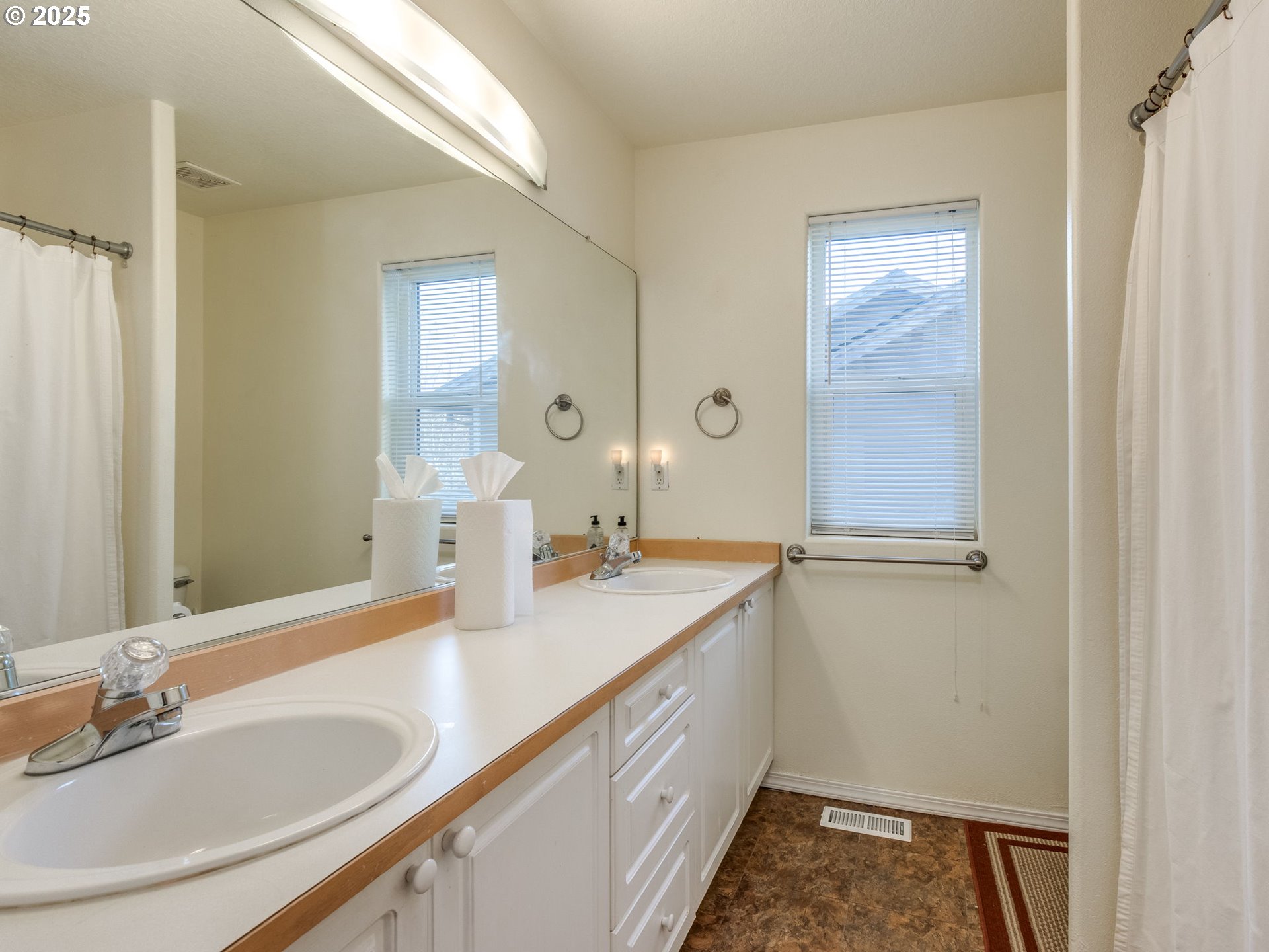 15446 Southeast Honeysuckle Way Clackamas, OR 97015 - Photo 24 of 48