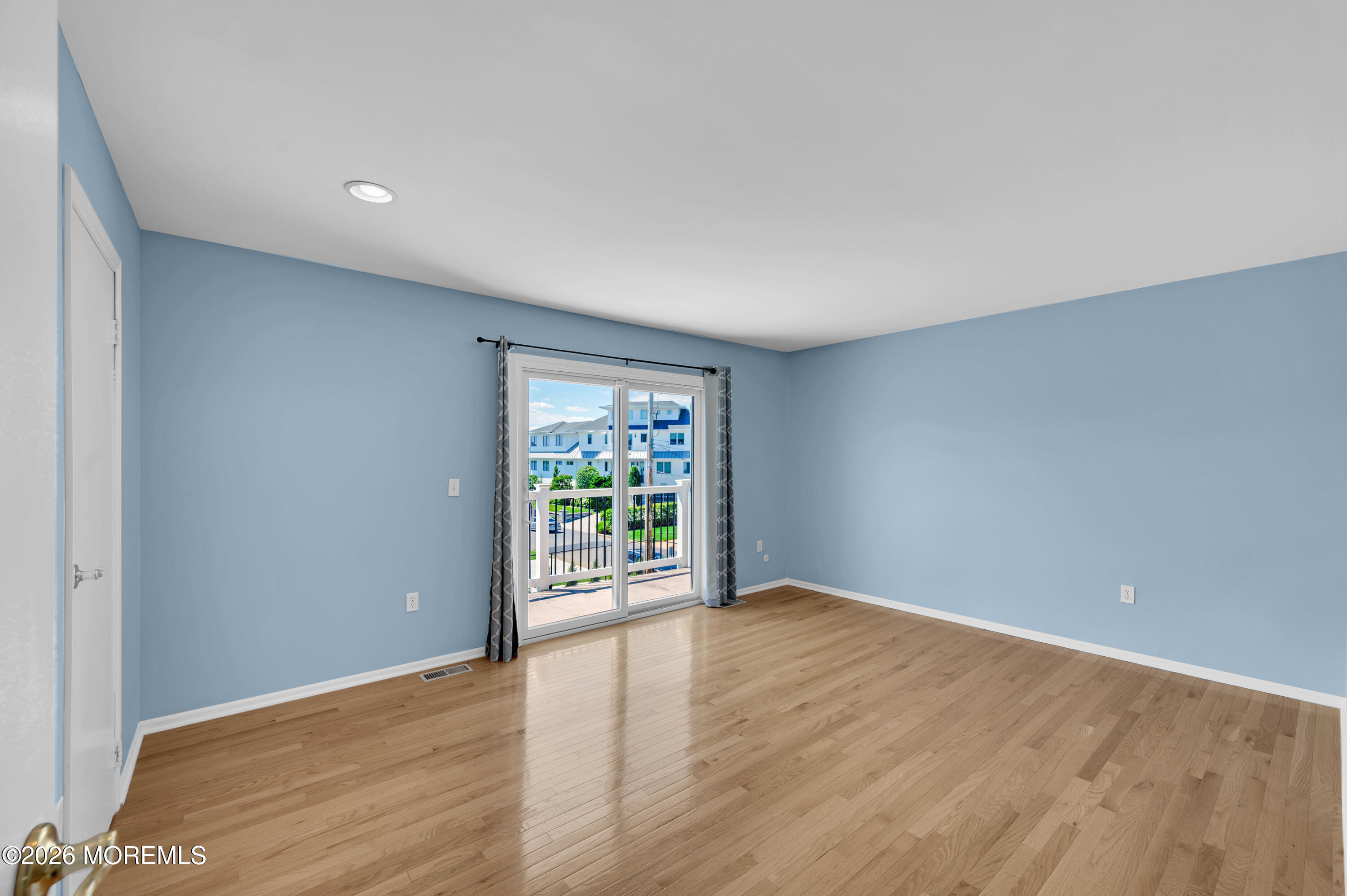 5 Island View Way, Unit 2 Sea Bright, NJ 07760 - Photo 5 of 20 Master 1