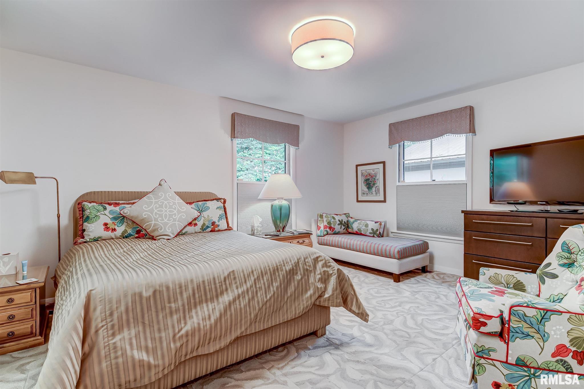 1760 Chatham Road Springfield, IL 62704 - Photo 31 of 50 Gallery Image 31