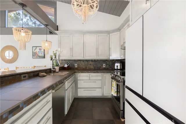 $1,299,000 | 5322 Marina Pacifica Drive, Long Beach, CA 90803