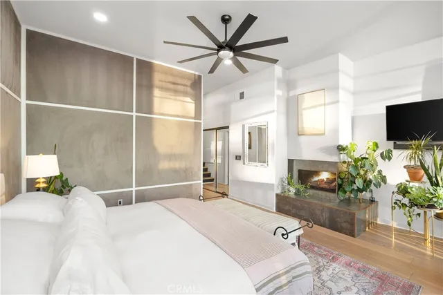 $1,299,000 | 5322 Marina Pacifica Drive, Long Beach, CA 90803