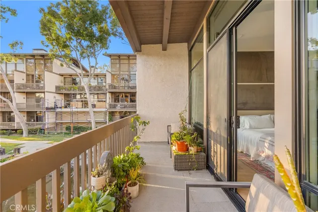 $1,299,000 | 5322 Marina Pacifica Drive, Long Beach, CA 90803