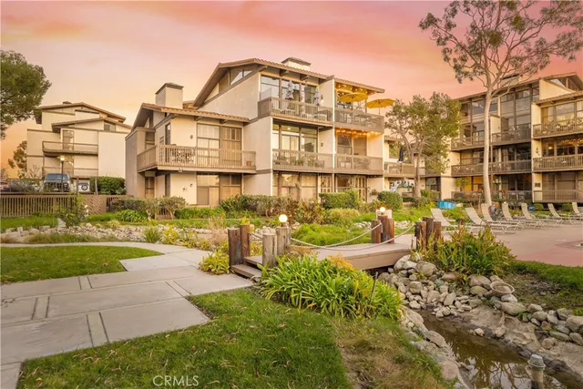 $1,299,000 | 5322 Marina Pacifica Drive, Long Beach, CA 90803