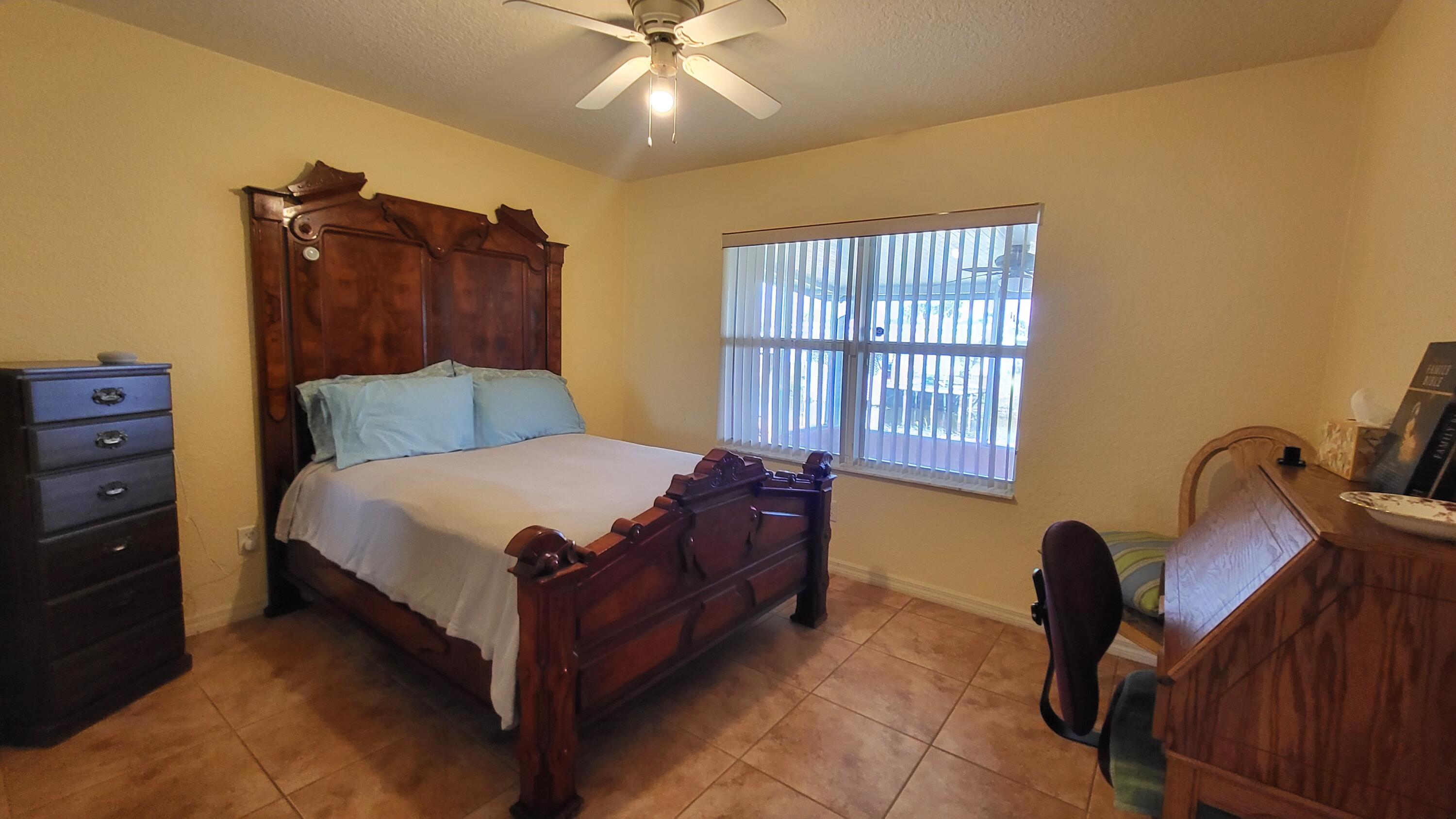 1157 24 Street Okeechobee, FL 34974 - Photo 29 of 46 20260217_135846