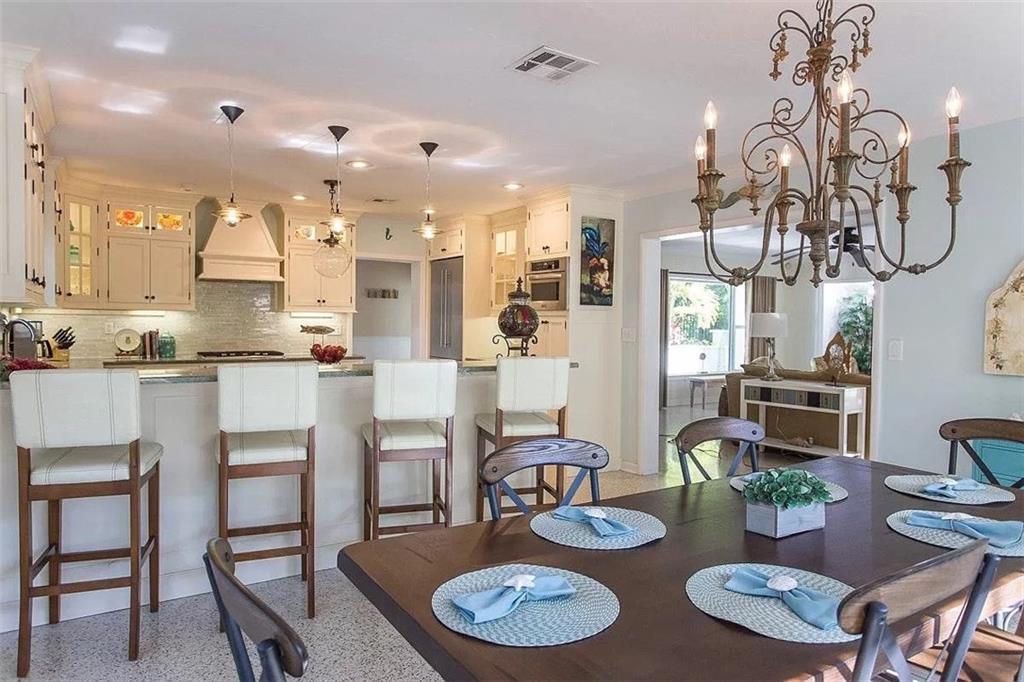 656 Fiddlewood Road Vero Beach, FL 32963 - Photo 11 of 36 Gallery Image 11