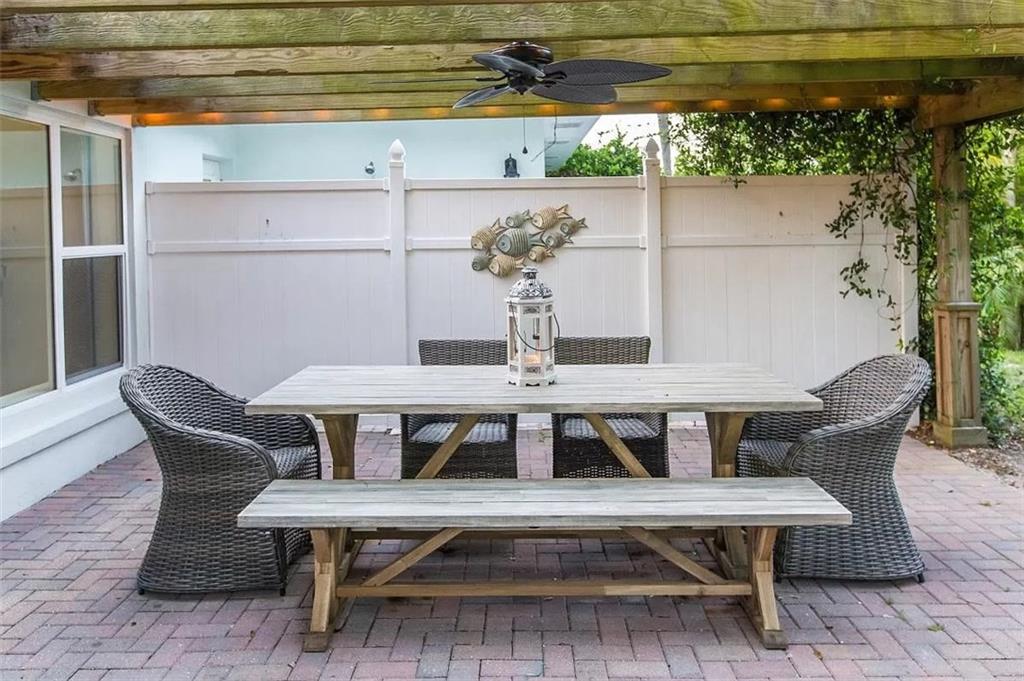 656 Fiddlewood Road Vero Beach, FL 32963 - Photo 33 of 36 Gallery Image 33