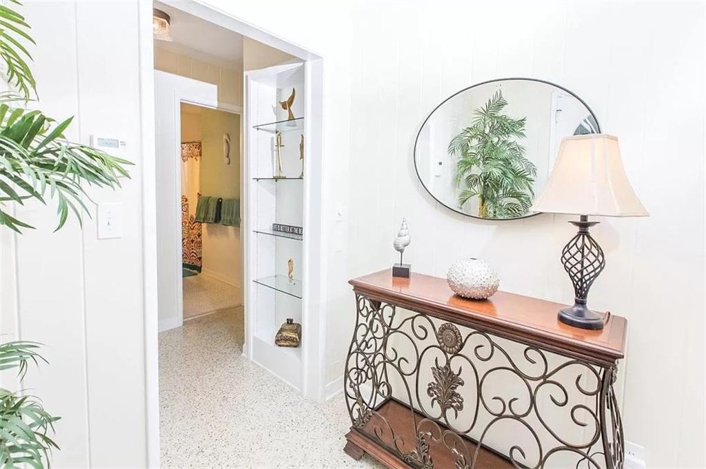 656 Fiddlewood Road Vero Beach, FL 32963 - Photo 5 of 36 Gallery Image 5