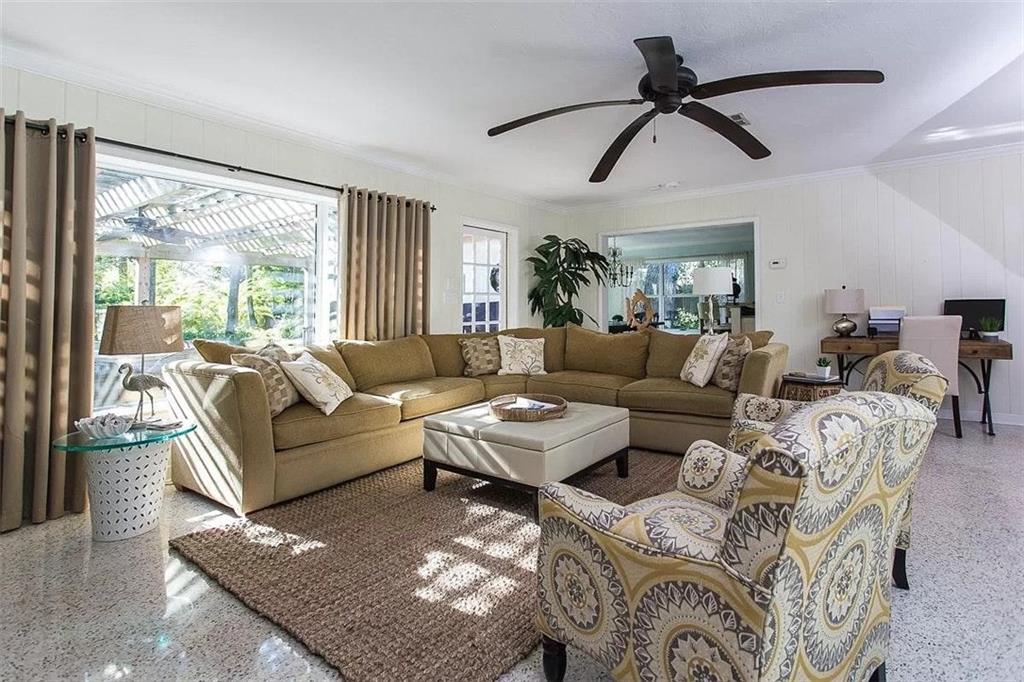 656 Fiddlewood Road Vero Beach, FL 32963 - Photo 6 of 36 Gallery Image 6