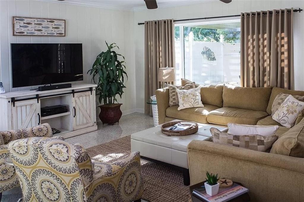 656 Fiddlewood Road Vero Beach, FL 32963 - Photo 7 of 36 Gallery Image 7