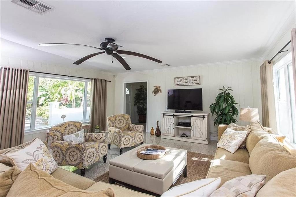 656 Fiddlewood Road Vero Beach, FL 32963 - Photo 8 of 36 Gallery Image 8