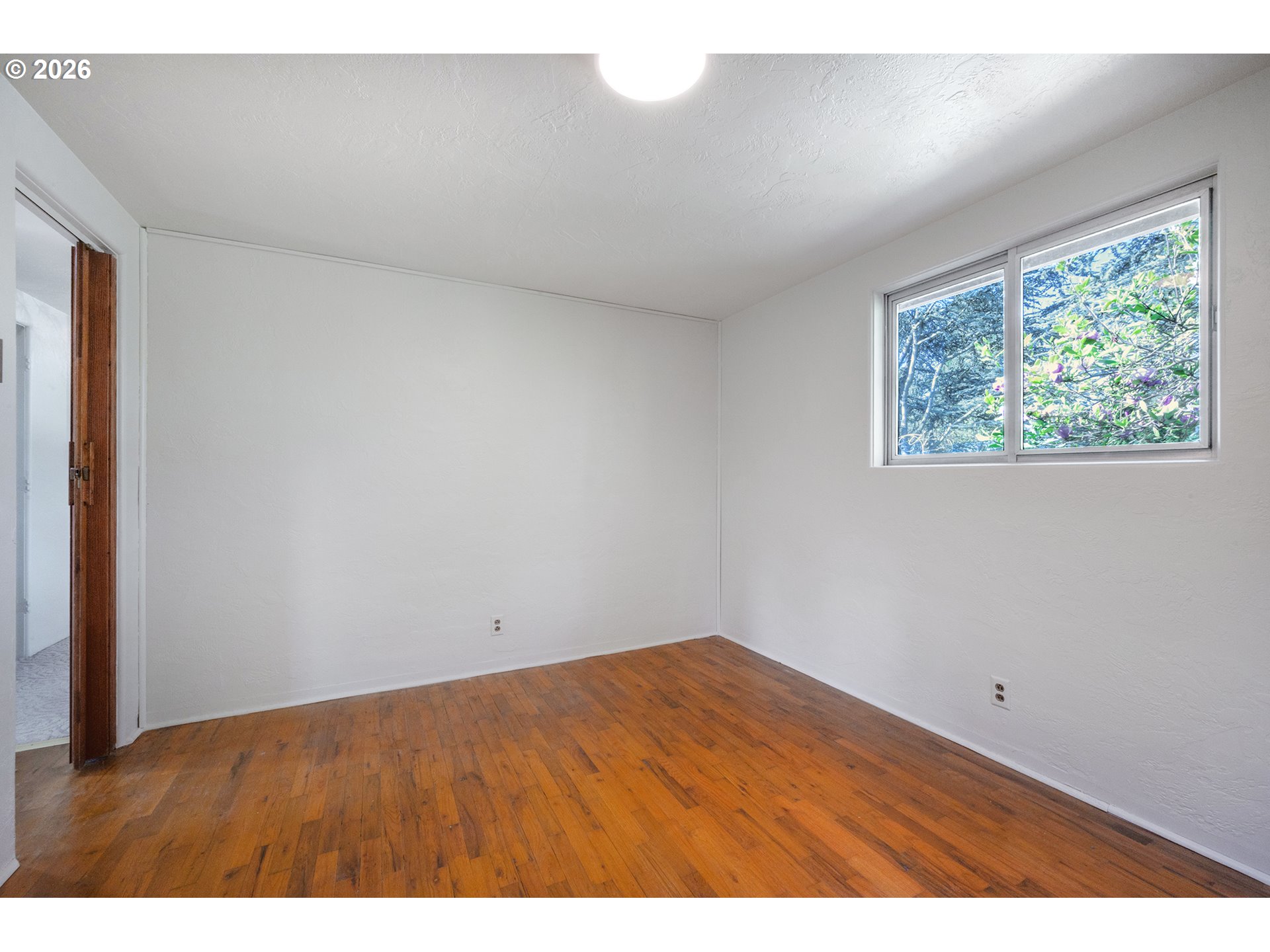 2525 Friendly Street Eugene, OR 97405 - Photo 22 of 48