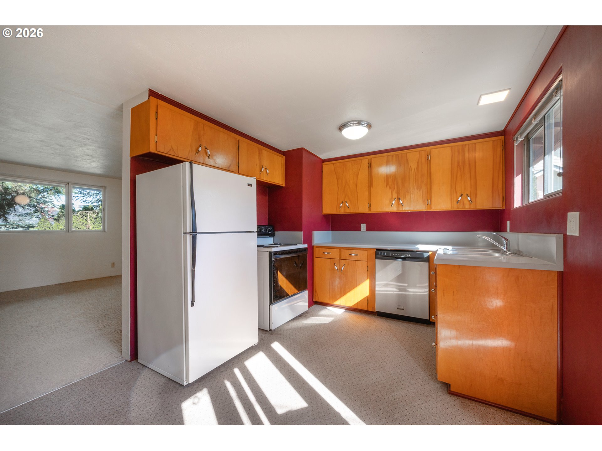 2525 Friendly Street Eugene, OR 97405 - Photo 10 of 48