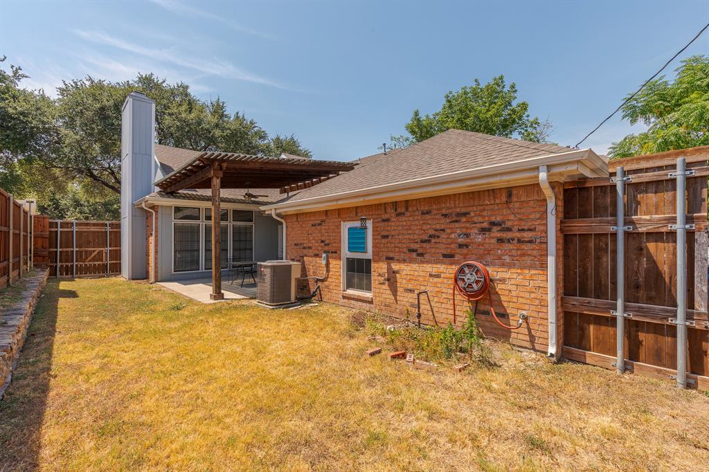 9703 Springtree Lane Dallas, TX 75243 - Photo 23 of 26 Gallery Image 23