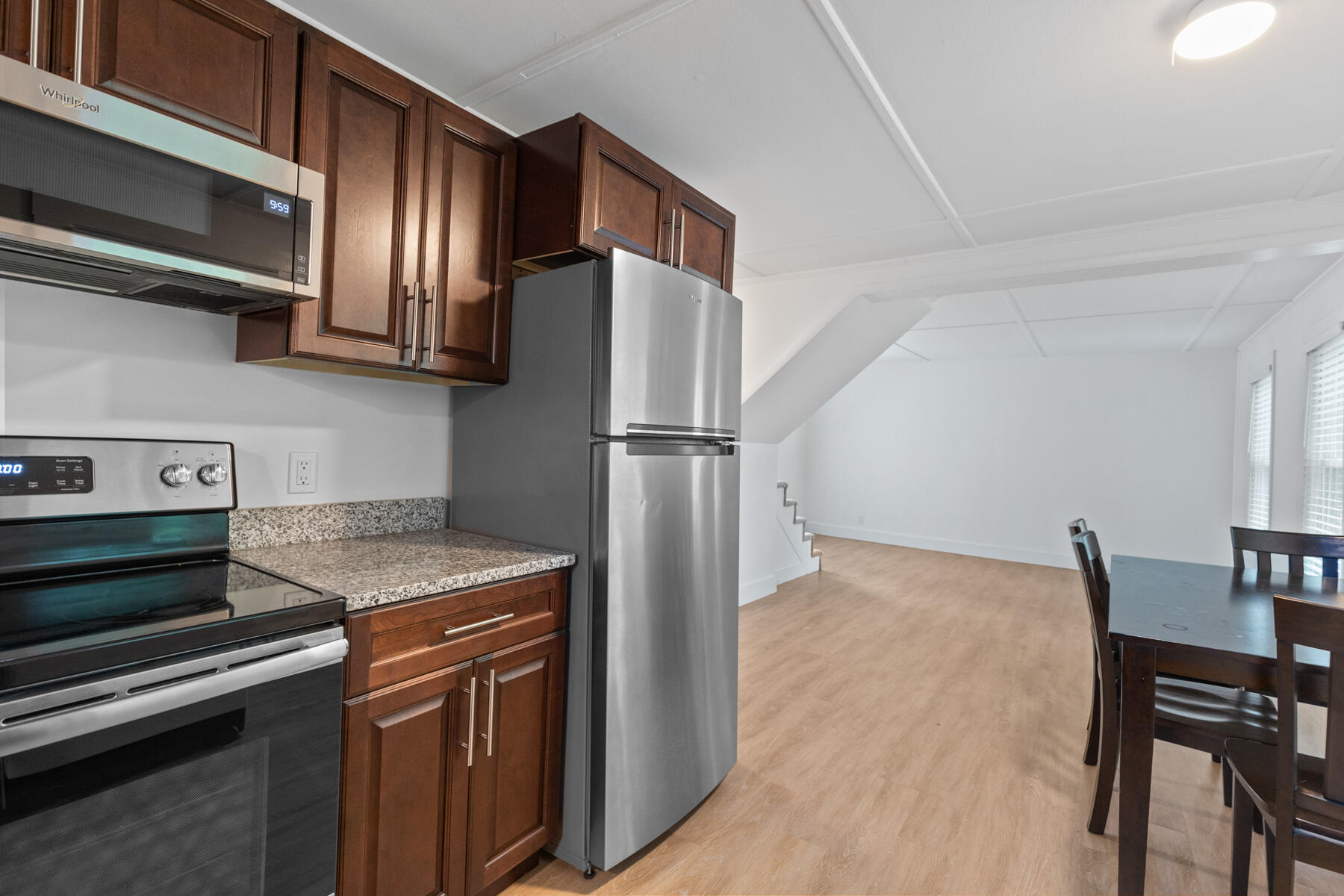 91 Sullivan Street Berwick, ME 03901 - Photo 9 of 54 Secoast-Re-Photos-6