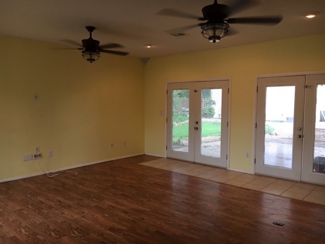617 Noble Street Perry, OK 73077 - Photo 8 of 23 Gallery Image 8