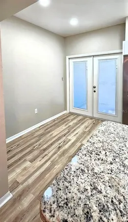 $2,400 | 2700 Penzance Street, Palm Harbor, FL 34684