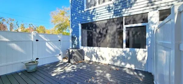 $2,400 | 2700 Penzance Street, Palm Harbor, FL 34684