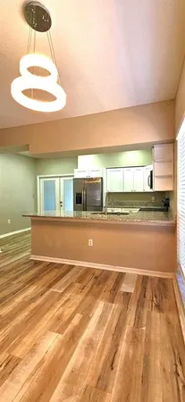 $2,400 | 2700 Penzance Street, Palm Harbor, FL 34684