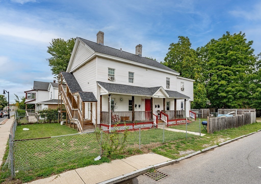 79 Oak Street Springfield, MA 01109 - Photo 8 of 9 Gallery Image 8