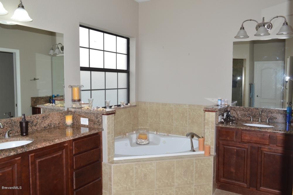4165 Hammock Road Mims, FL 32754 - Photo 9 of 16 9