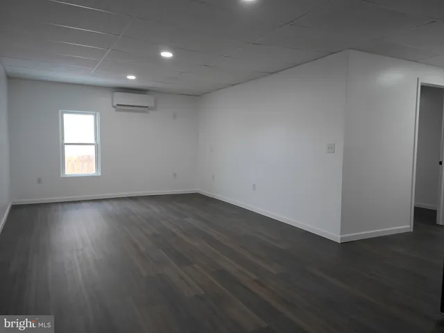 $1,000 | 720 East Main Street, Unit 1, Hegins, PA 17938