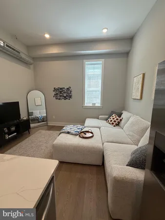 $1,640 | 5830 Henry, Philadelphia, PA 19128