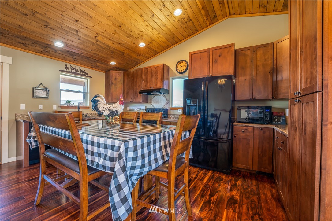 359 Plata Road Brewster, WA 98812 - Photo 6 of 39 Gallery Image 6