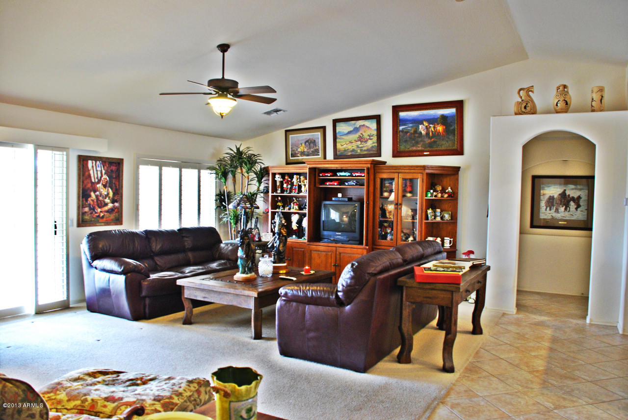 14765 Piccadilly Road Goodyear, AZ 85395 - Photo 2 of 16 Great Room