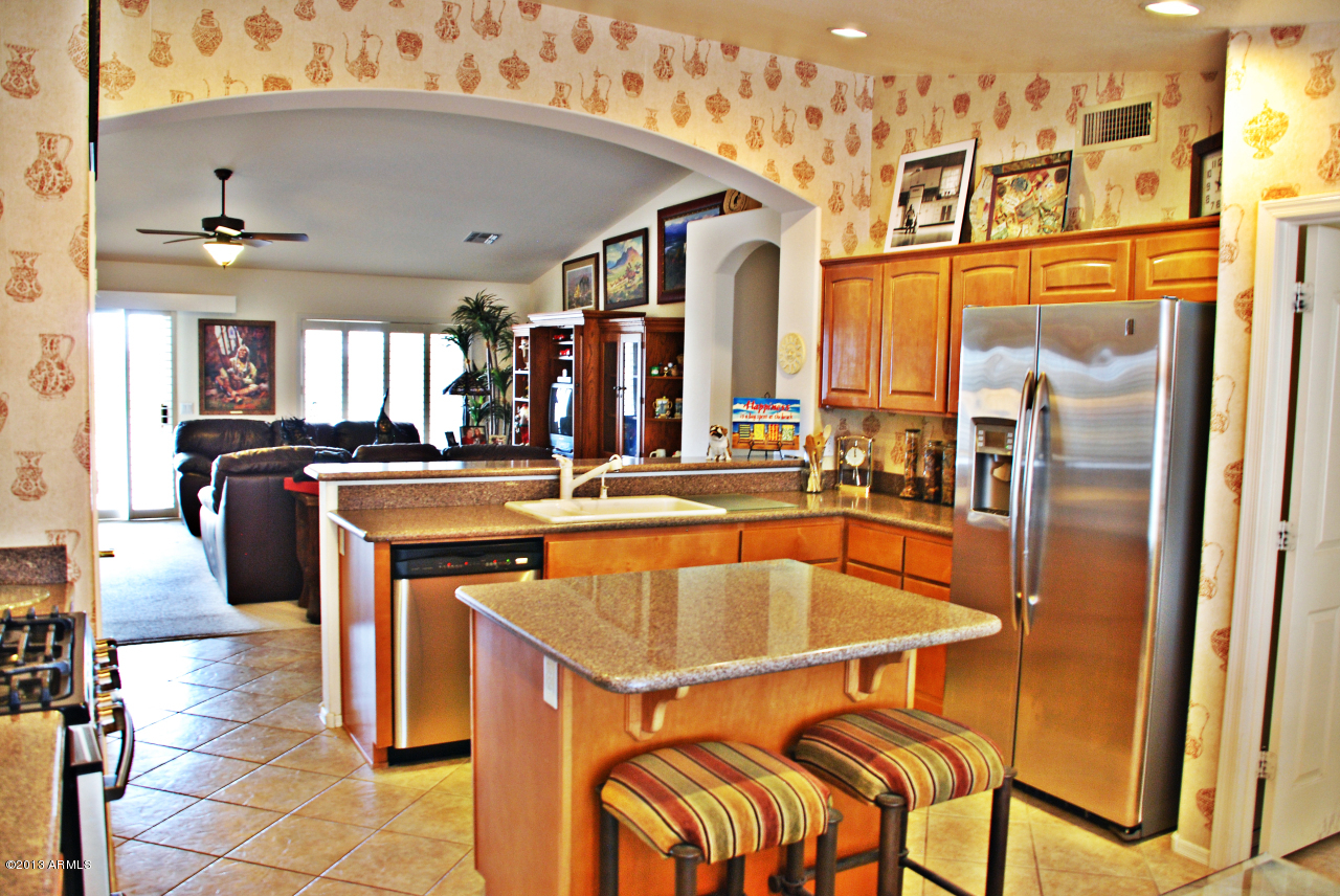 14765 Piccadilly Road Goodyear, AZ 85395 - Photo 8 of 16 Kitchen