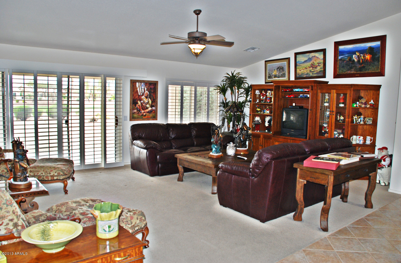 14765 Piccadilly Road Goodyear, AZ 85395 - Photo 9 of 16 Great Room