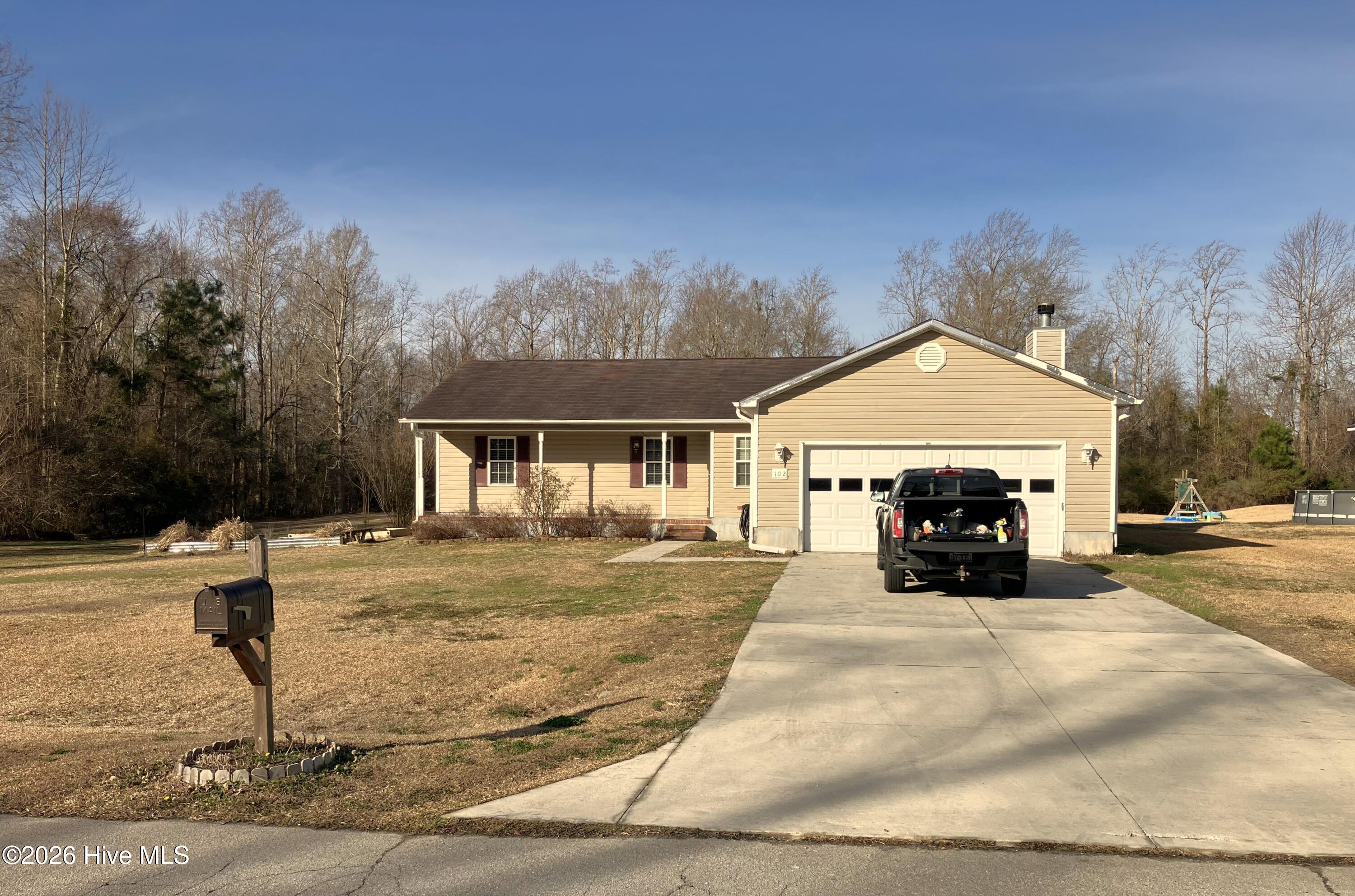 102 Poplar Ridge Road Jacksonville, NC 28546 - Photo 27 of 33 Front Exterior