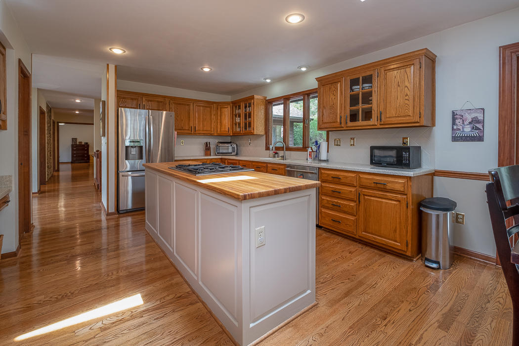 5192 Fox Ridge Road Southwest Roanoke, VA 24018 - Photo 23 of 83 Butcher Block Island