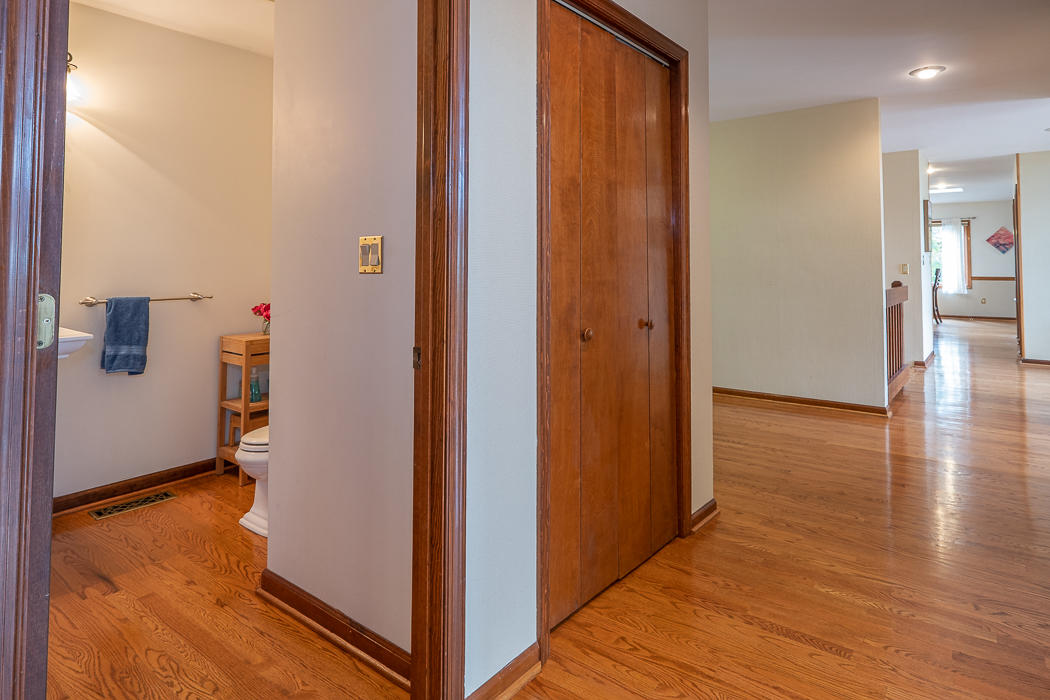 5192 Fox Ridge Road Southwest Roanoke, VA 24018 - Photo 41 of 83 Half Bath