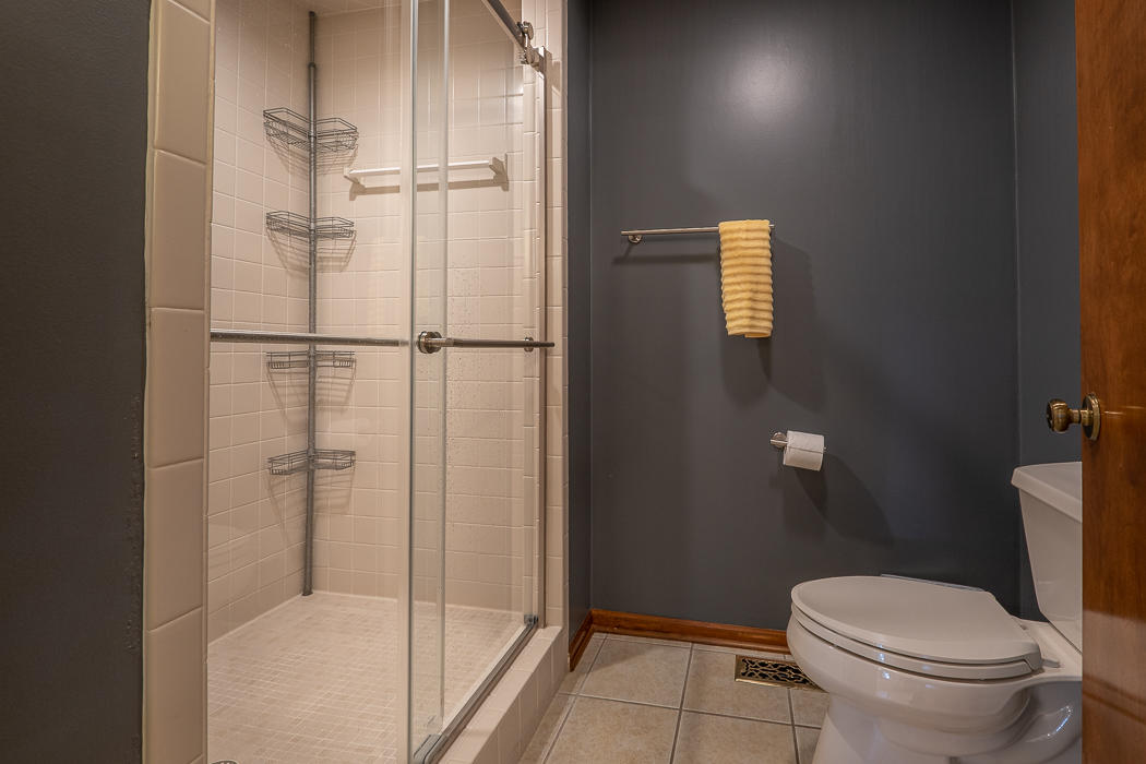 5192 Fox Ridge Road Southwest Roanoke, VA 24018 - Photo 48 of 83 Master Bath