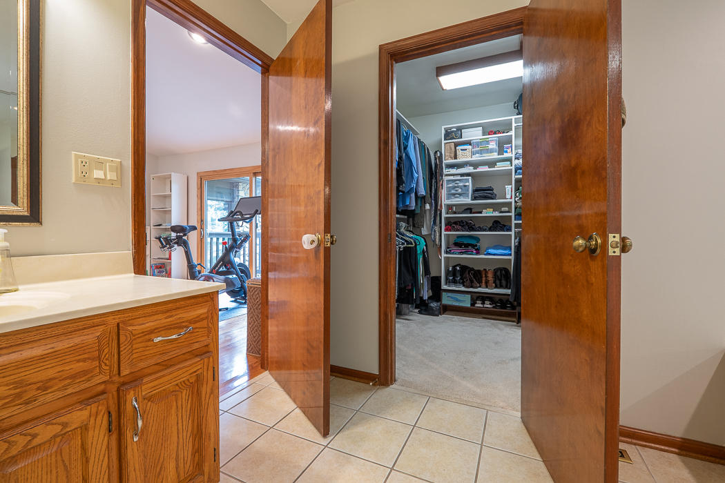 5192 Fox Ridge Road Southwest Roanoke, VA 24018 - Photo 51 of 83 Walk-in Closet
