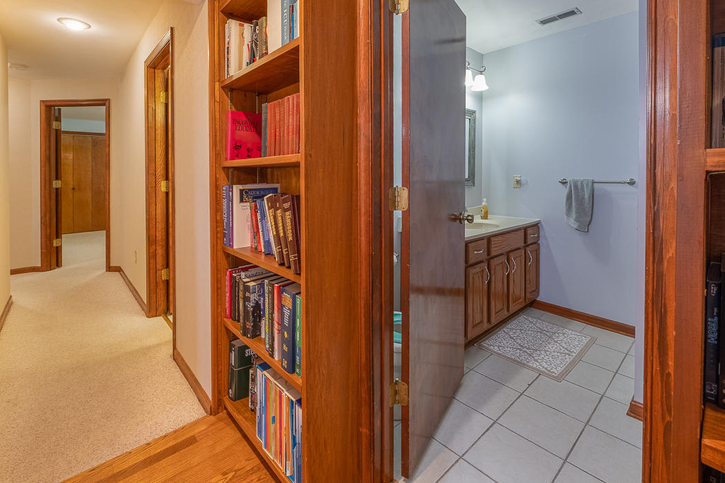 5192 Fox Ridge Road Southwest Roanoke, VA 24018 - Photo 58 of 83 Bath