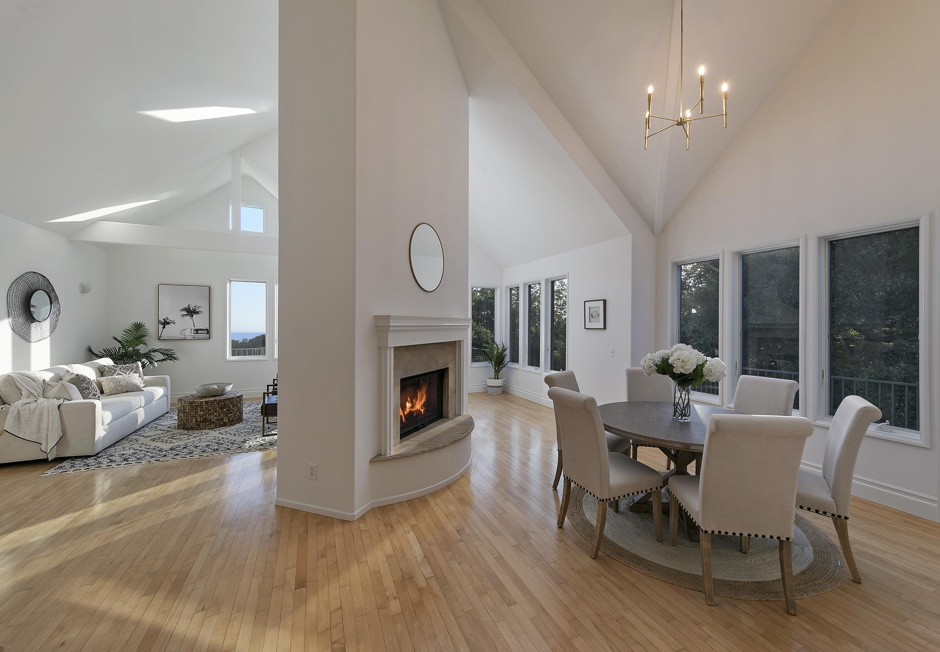 521 Toro Canyon Road Montecito, CA 93108 - Photo 5 of 17 Living Room & Dining