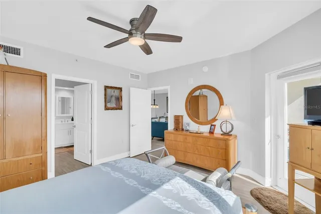 $380,000 | 960 Starkey Road, Unit 7505, Largo, FL 33771