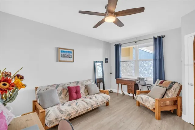 $380,000 | 960 Starkey Road, Unit 7505, Largo, FL 33771